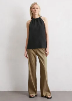 Ausgestelltes Leinentop flared aus leichter Qualität