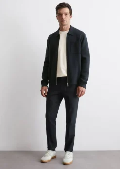 Chino Model Stig shaped aus Bio-Baumwoll-Lyocell-Mix