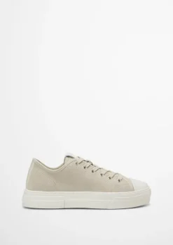 Court-Sneaker aus hochwertigem Veloursleder