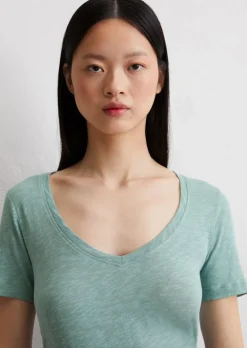 DfC V-Neck-T-Shirt regular aus Organic Cotton Slub Jersey