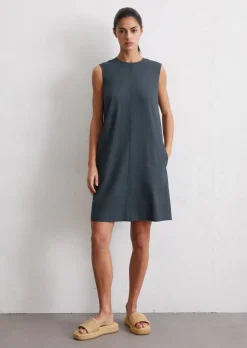 Etuikleid ausgestellt aus Leinen-Viskose-Stretch