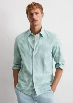 Hemd shaped aus gestreifter Bio-Baumwolle