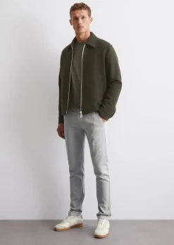 Hose Model Stig Jogger shaped aus Organic Cotton Stretch