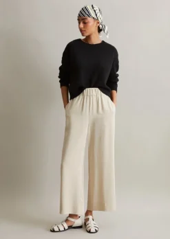 Hose relaxed aus LENZING™ Lyocell