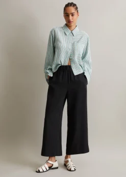 Hose relaxed aus LENZING™ Lyocell