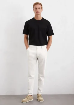 Jeans Model Accilo tapered aus Bio-Baumwolle und Leinen