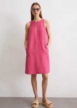 Leinen-Etuikleid shaped in A-Linie geschnitten