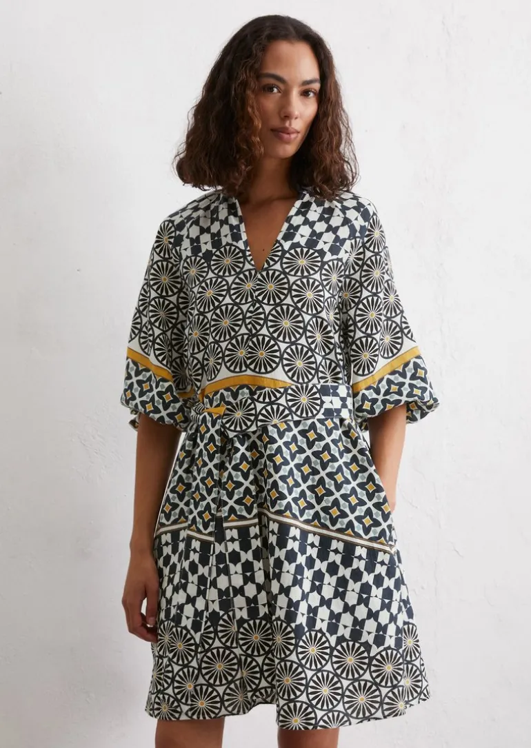 Leinenkleid flared mit Print-Muster