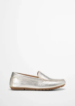 Mokassin aus Rindleder mit Metallic-Glanz