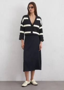 Satinrock relaxed aus fließendem Viskose-Stretch