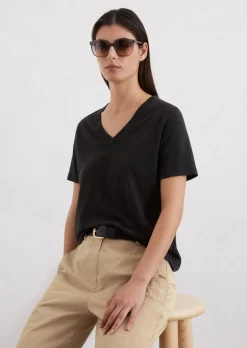 Slub-Jersey-V-Neck-T-Shirt aus Baumwolle-Viskose-Mix