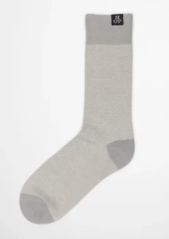 Socken mit feiner Strickstruktur