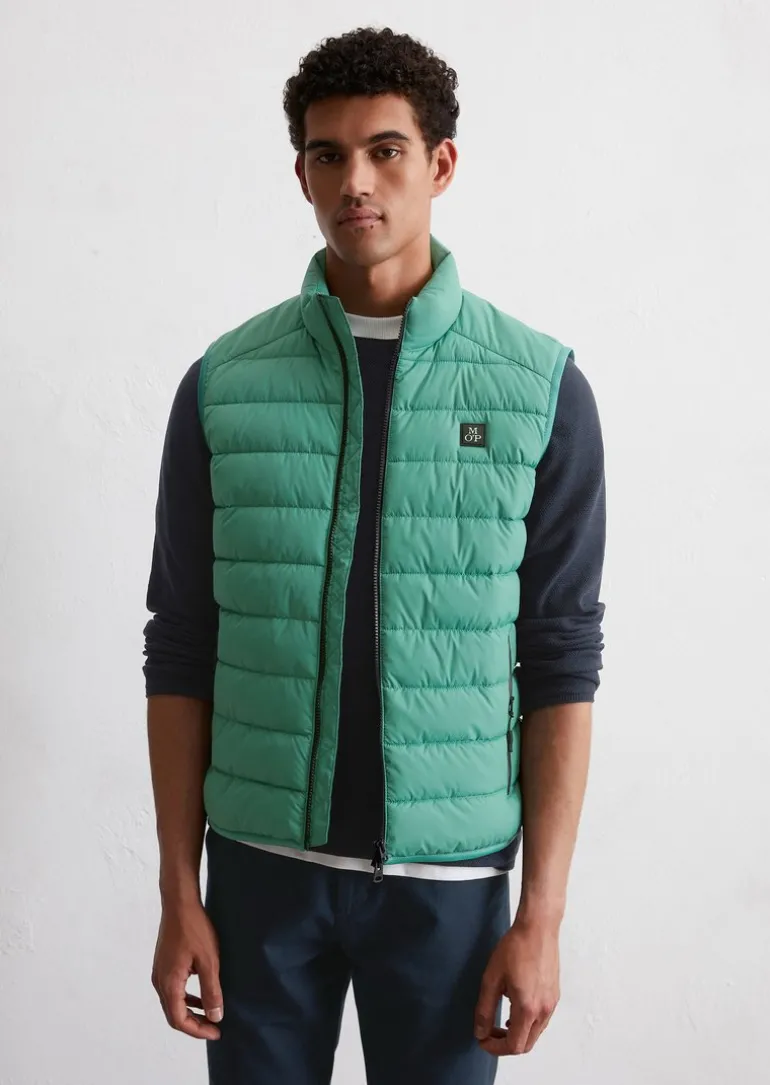 Steppweste regular mit praktischer Packtasche