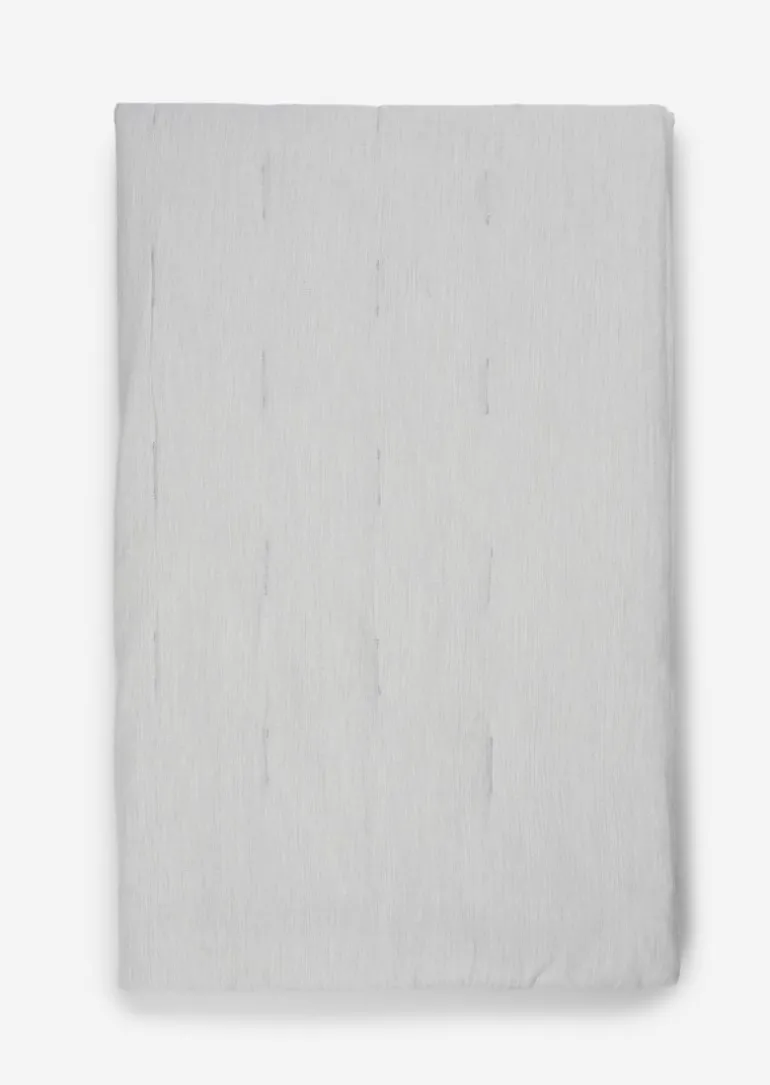 Tagesdecke Model Soletta mit recycelter Füllung