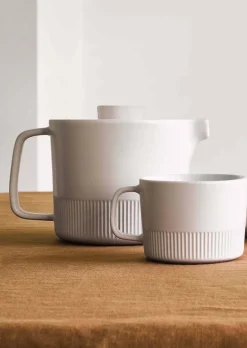 Teekanne Model Moments aus Porzellan