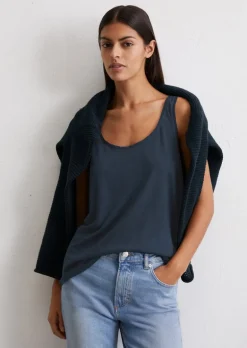 Top regular aus fließendem Viskose-Mix-Jersey