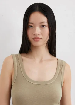 Top slim aus Organic Cotton