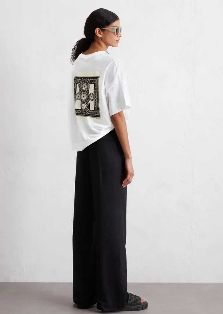 T-Shirt relaxed aus leichtem Single Jersey