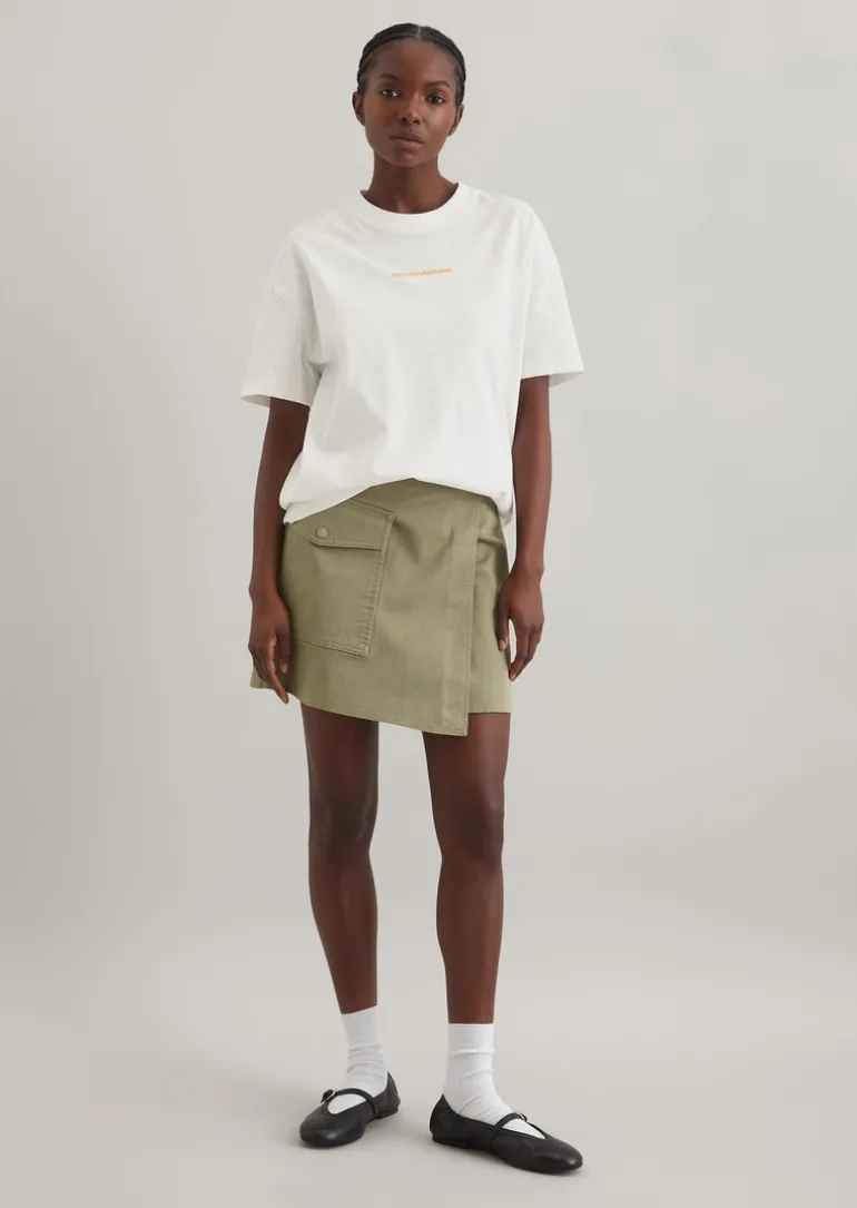 T-Shirt relaxed mit Rückenprint